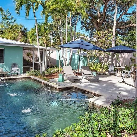 Art Deco Apt W Pool One Mile To Beach Pets Welcome Лейк-Уорт Экстерьер фото